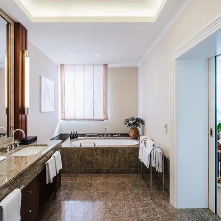 Nassauer Hof Ξενοδοχείο 5*