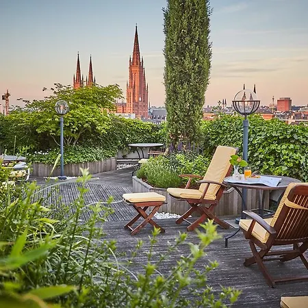 Hotel Nassauer Hof 5*