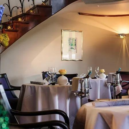 Nassauer Hof Ξενοδοχείο 5*