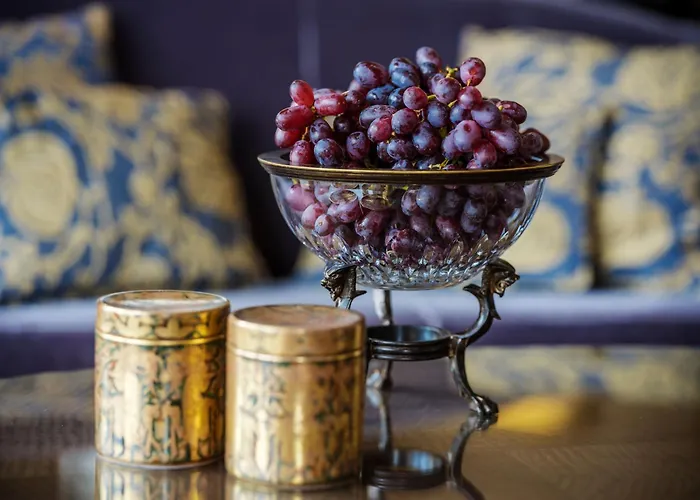 Hotel Nassauer Hof 5*