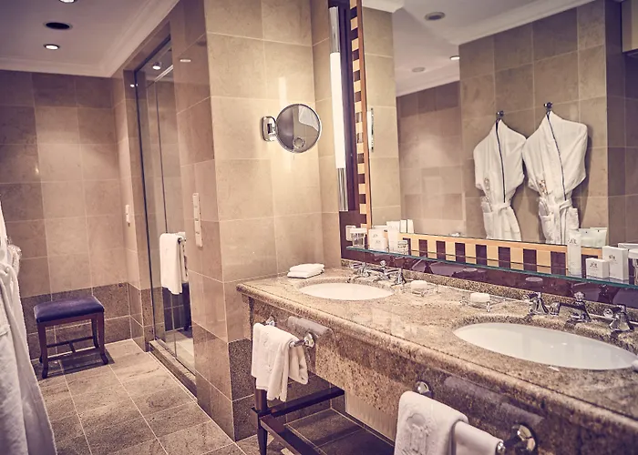 Nassauer Hof 5* Wiesbaden